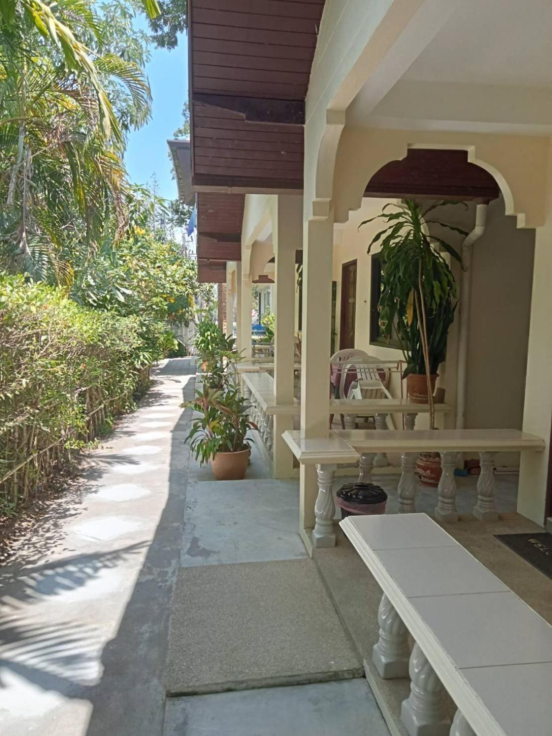 Wattana Bungalow Nai Yang Beach Exterior foto